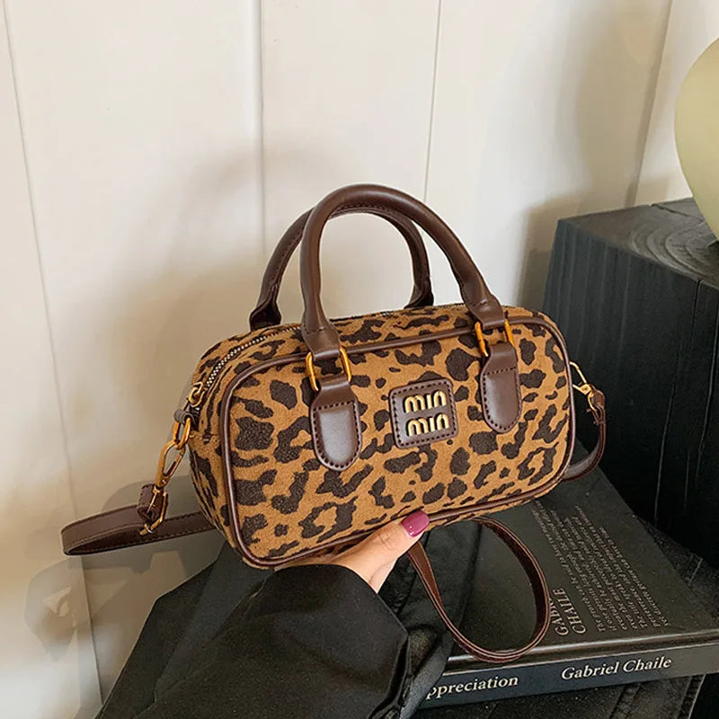 Luxury Women Bag Designer 2026 Winter Handbag Satchel Fashion Soft PU Clutch bag Lady Casual Travel Shoulder Crossbody Bag Purse
