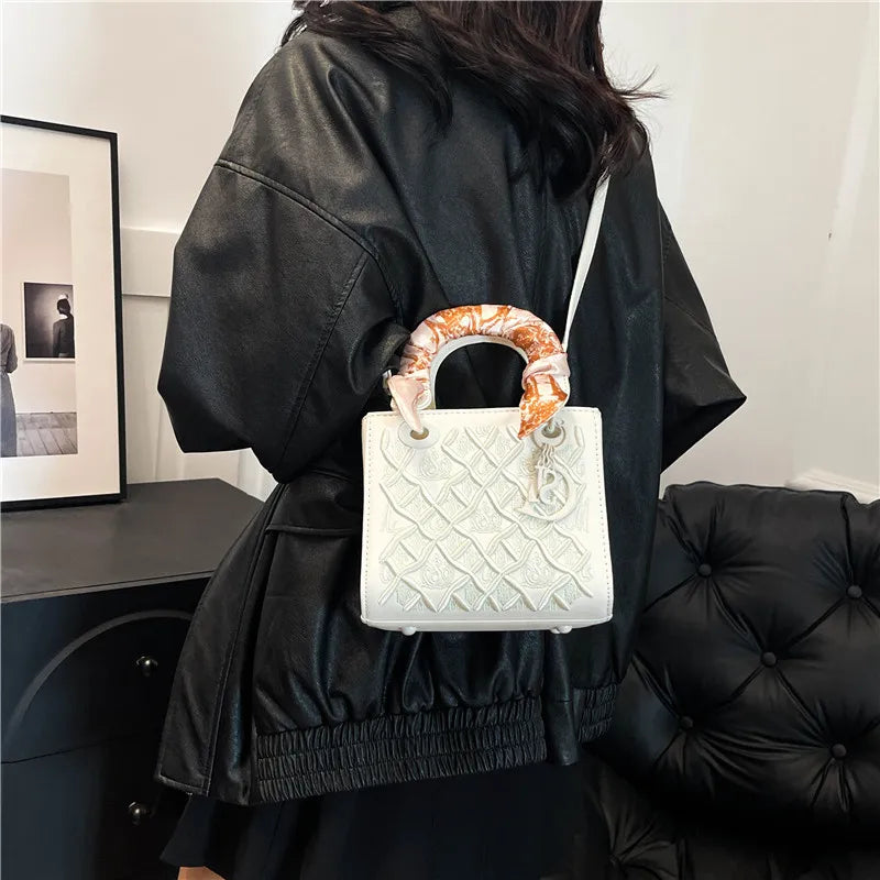 Luxury 2025 New Versatile Craftsmanship Embroidery Concubine Bag Handbag, Women's Crossbody Bag